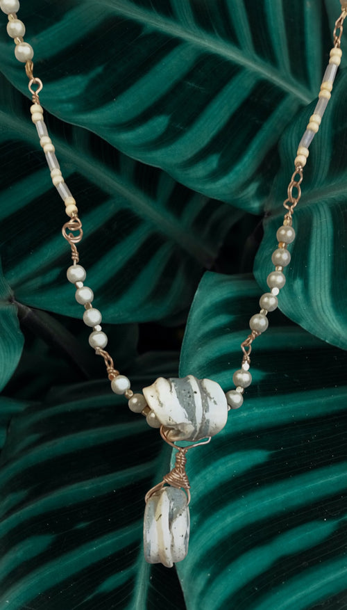 '-Artisan Ceramic Pendant Necklace