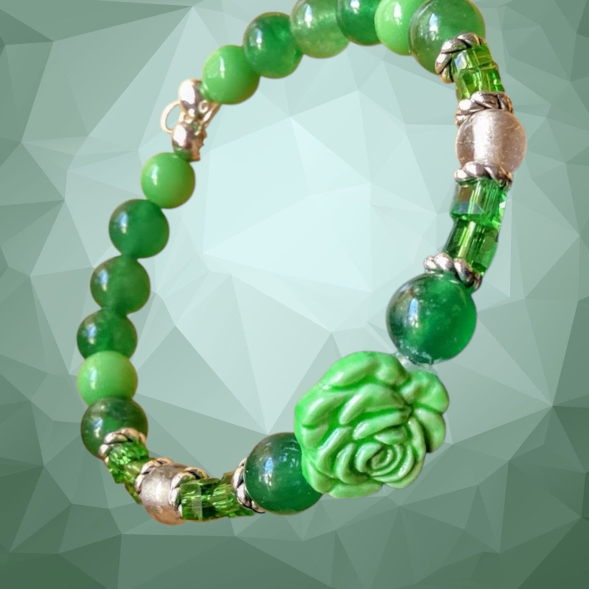 Elegant Beaded Necklace & Bracelet With Floral Charm