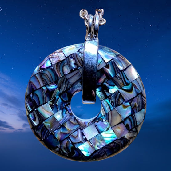 '-Mosaic Disc Pendant Necklace