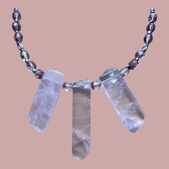 '-Three Point Crystal Necklace With Beaded Accents-
