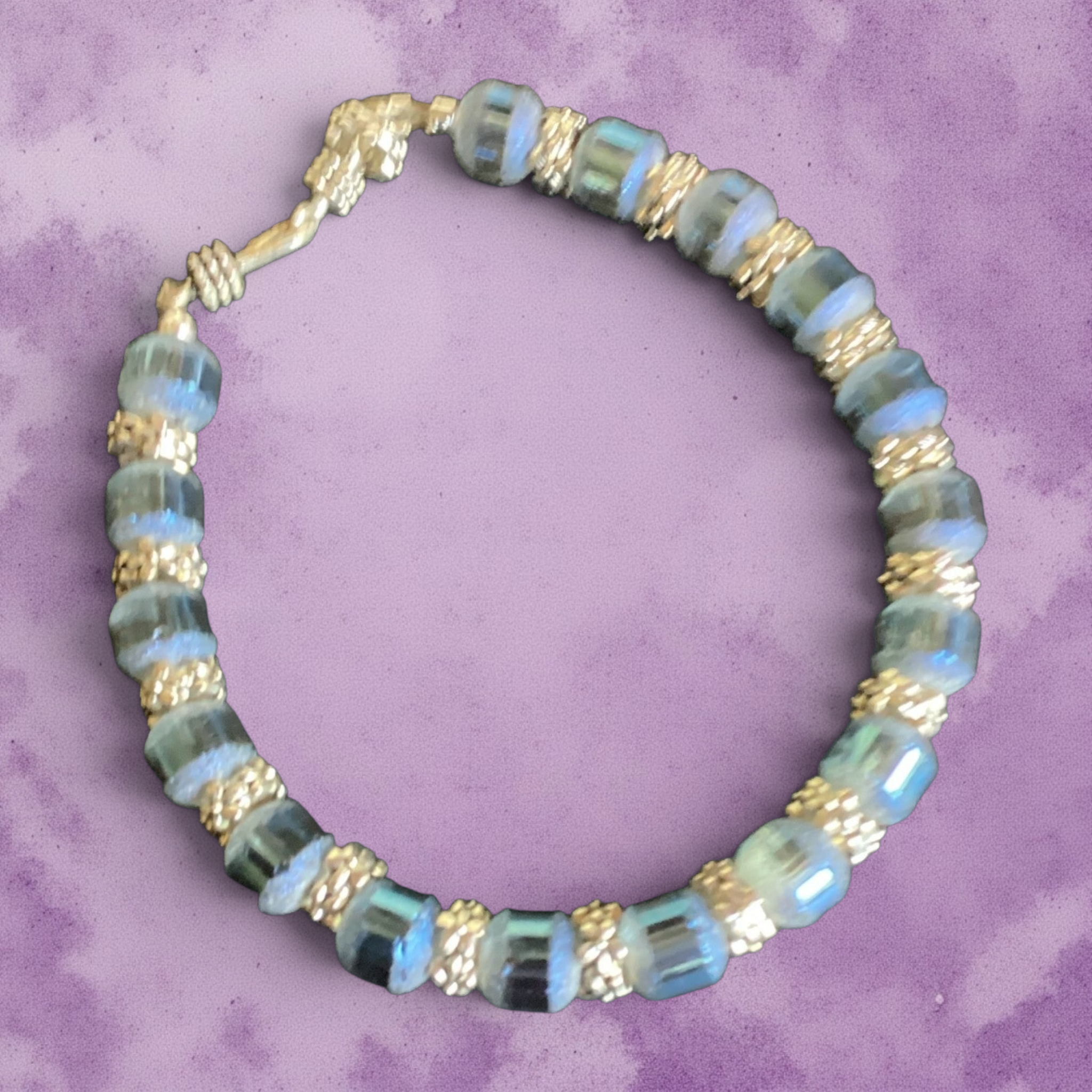Elegant Beaded Bracelet with Gold Accents