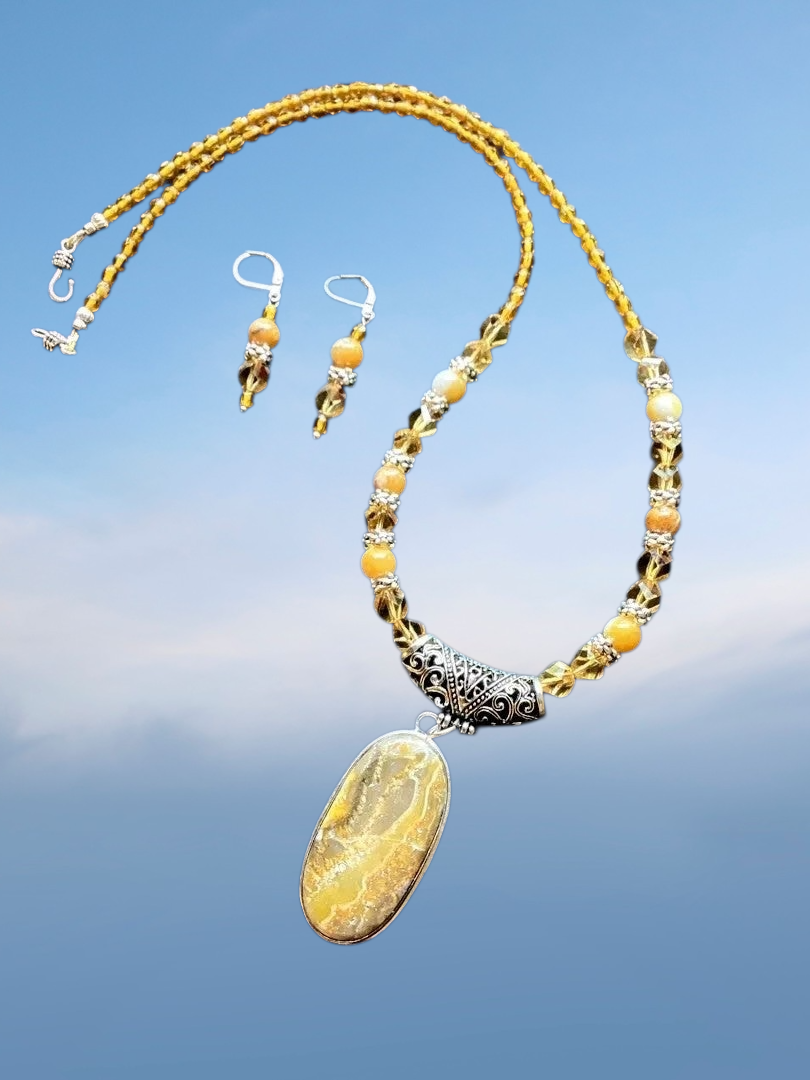 Ornate Pendant Necklace and Earring Set