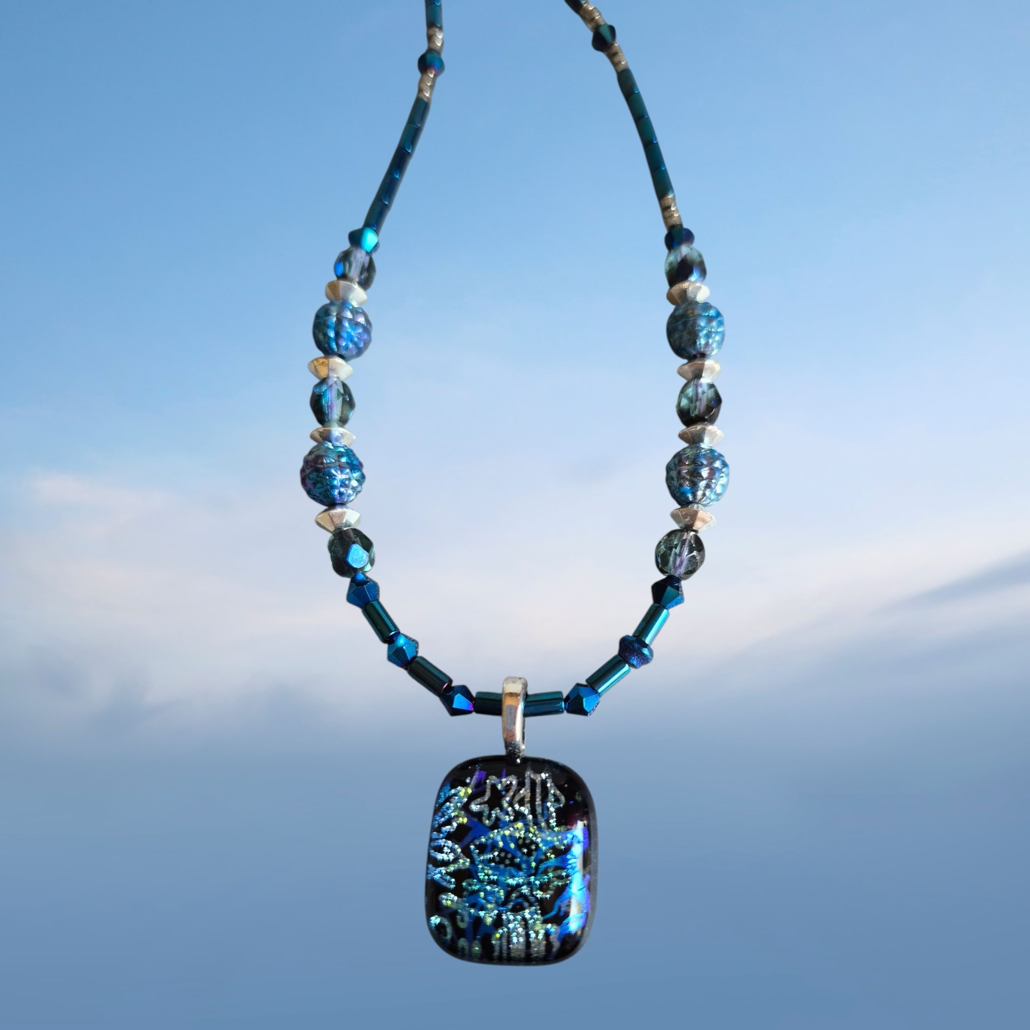 -Artisan Beaded Necklace and Bracelet Jewelry Set