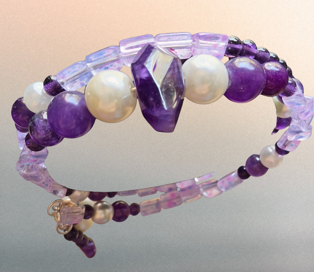 *Beaded Necklace with Amethyst Pendant, Bracelet and Earrings